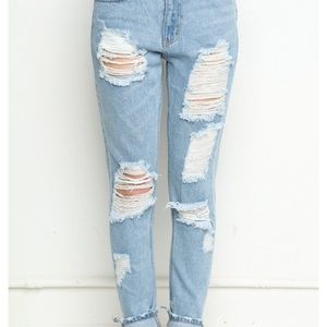 Brandy Melville Boyfriend Jeans